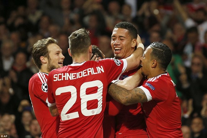 Kết quả: Thành Manchester thắng nghẹt thở, Ronaldo đi vào lịch sử