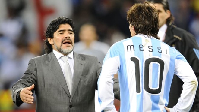 maradonalionelmessi01062018040325.jpg