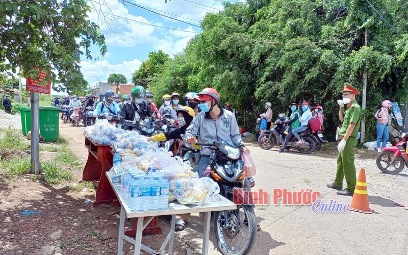 Mát lòng khách đường xa Mát lòng khách đường xa