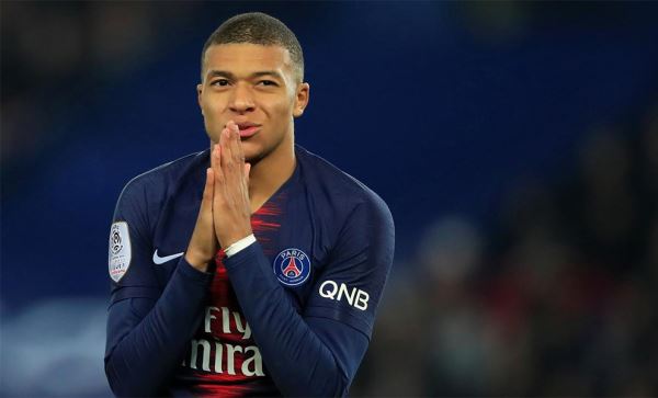 Covid-19 khiến Mbappe chưa thể ký với Real
