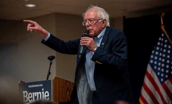 Thượng Nghị sỹ Mỹ Bernie Sanders nhập viện khi đang tranh cử Thượng Nghị sỹ Mỹ Bernie Sanders nhập viện khi đang tranh cử