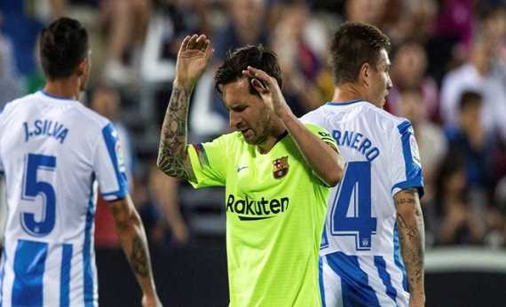 Barcelona và Real Madrid đua nhau nếm "trái đắng' ở La Liga Barcelona và Real Madrid đua nhau nếm "trái đắng' ở La Liga