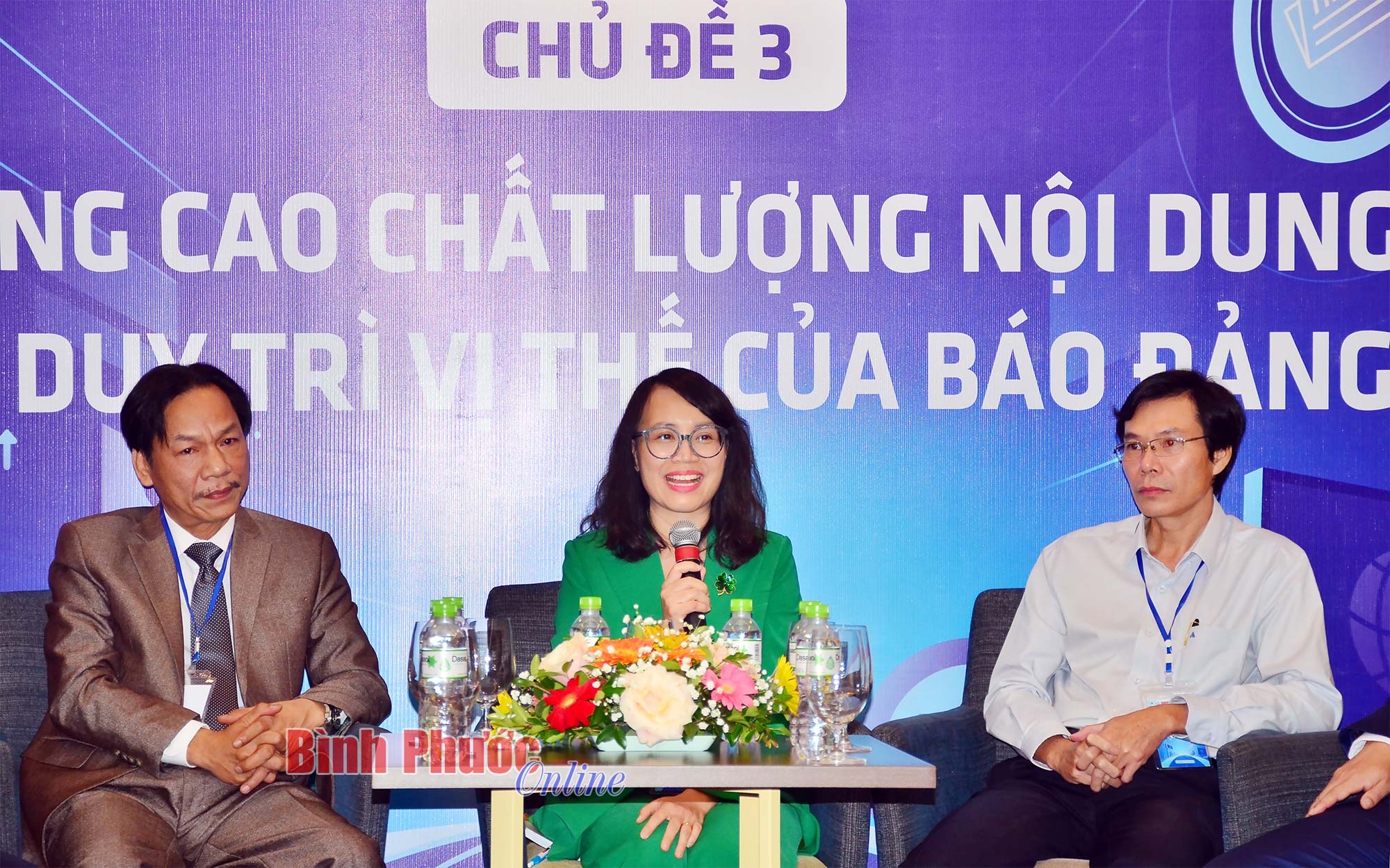 minh_nham_14151412112022.jpg