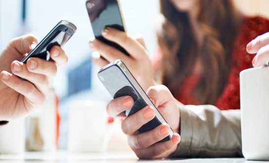 Năm nay, thế giới sẽ có hơn 5 tỷ người sở hữu điện thoại di động Năm nay, thế giới sẽ có hơn 5 tỷ người sở hữu điện thoại di động