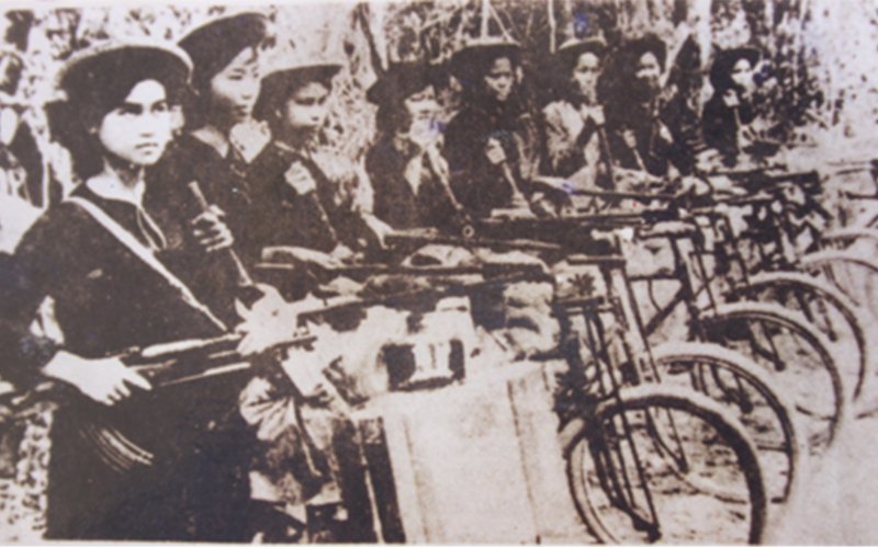 Một thời… thồ hàng nuôi quân