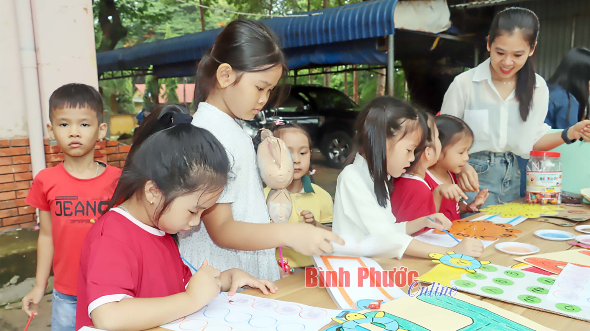 Mùa hè của trẻ em vùng biên