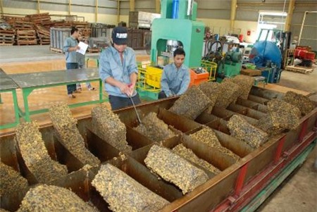 6 tháng, Việt Nam XK 429.000 tấn, NK 196.000 tấn cao su thiên nhiên 6 tháng, Việt Nam XK 429.000 tấn, NK 196.000 tấn cao su thiên nhiên