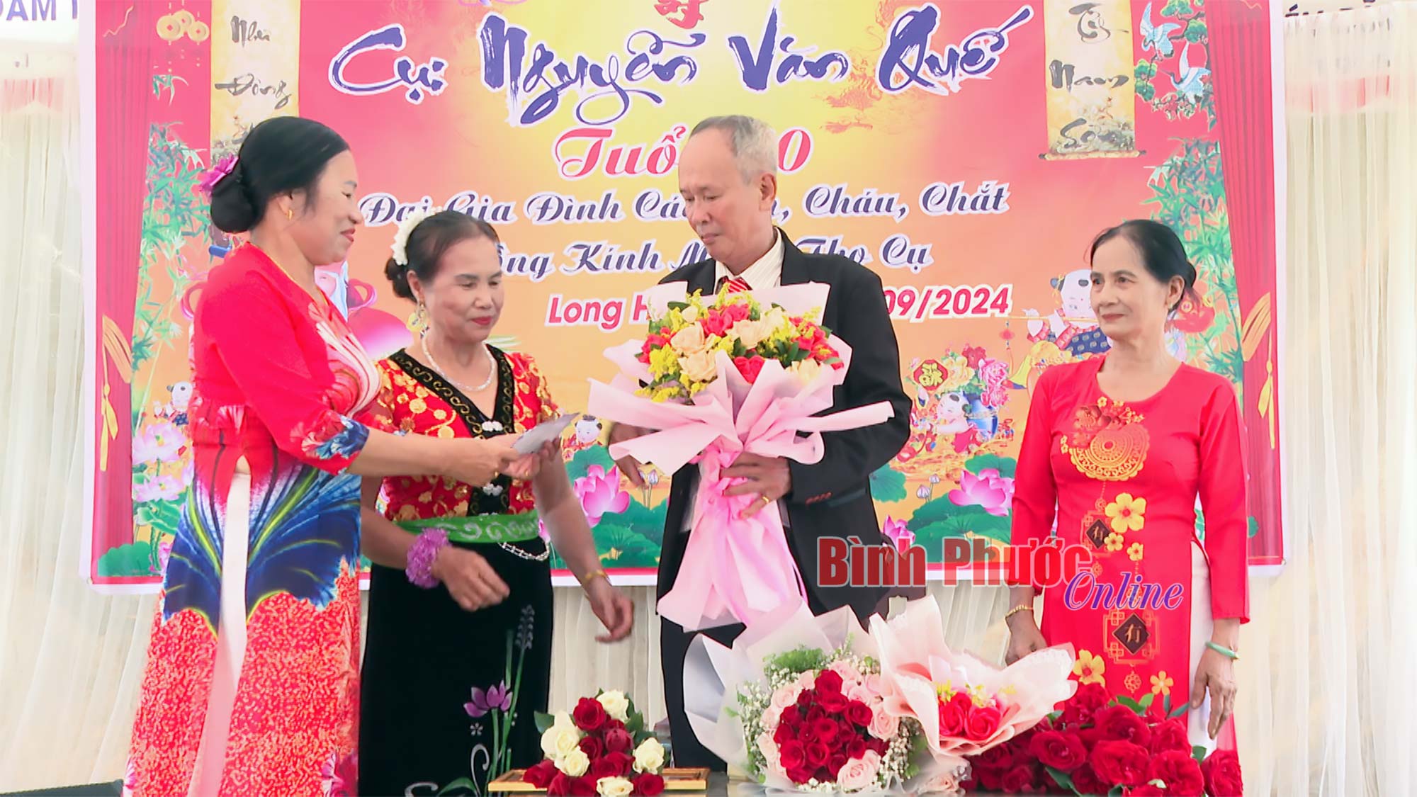 Mừng thọ - nét đẹp ngày xuân