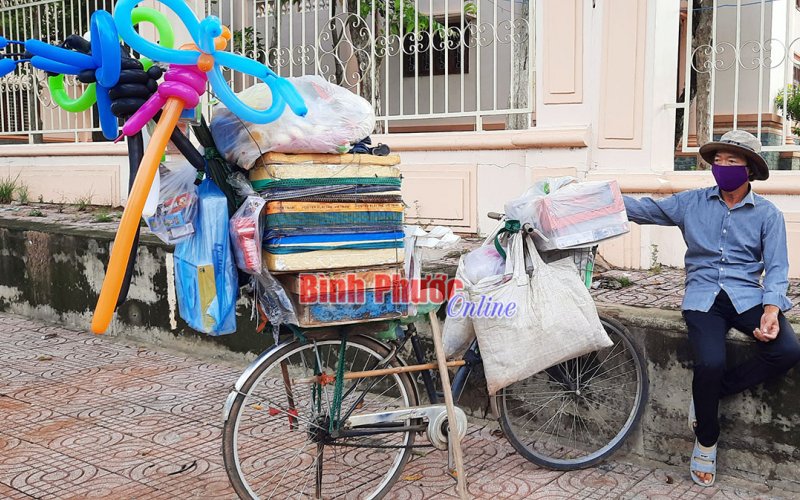 Mưu sinh ngày dịch