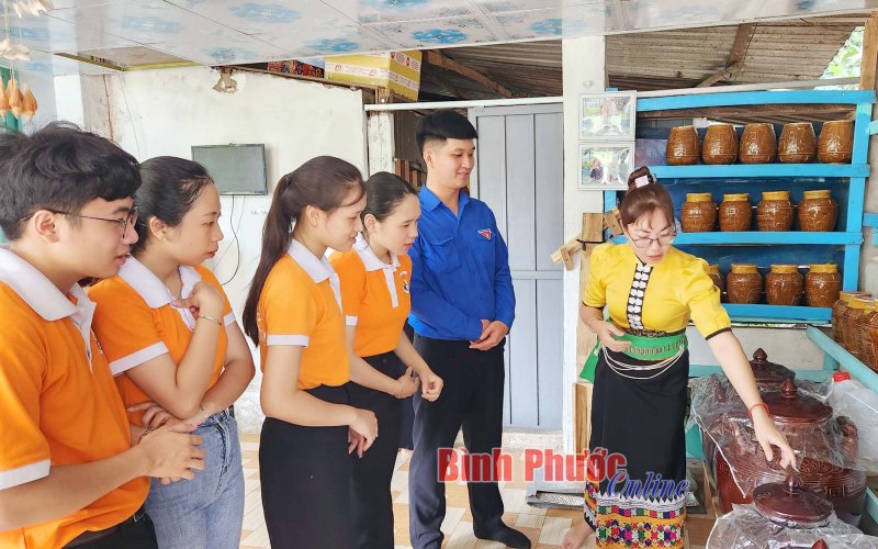 Năng động, đổi mới xây dựng quê hương