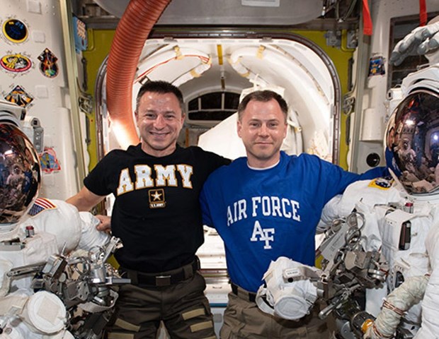 nasaastronautsnickhagueandrewmorgan23082019095633.jpg