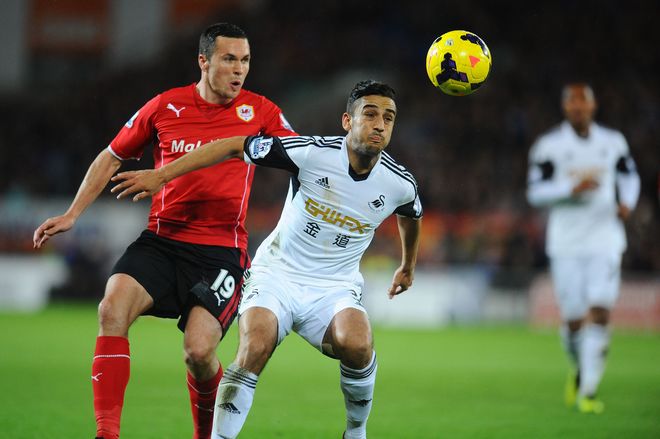 neil-taylor-ao-trang-1406787491660x031072014035711.jpg