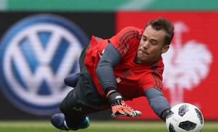 Manuel Neuer trở lại đội hình Bayern, sẵn sàng cho World Cup 2018 Manuel Neuer trở lại đội hình Bayern, sẵn sàng cho World Cup 2018