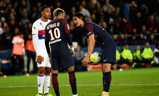 Từ chối 1 triệu euro, Cavani quyết không nhường Neymar đá 11m Từ chối 1 triệu euro, Cavani quyết không nhường Neymar đá 11m