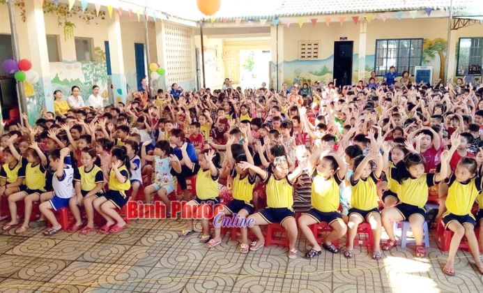 Phú Riềng nỗ lực phát triển giáo dục toàn diện Phú Riềng nỗ lực phát triển giáo dục toàn diện