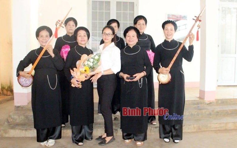 Ngân vang đàn tính, hát then