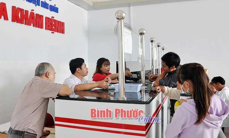 Ngành y tế Hớn Quản khám, chữa bệnh cho 156.734 lượt người Ngành y tế Hớn Quản khám, chữa bệnh cho 156.734 lượt người