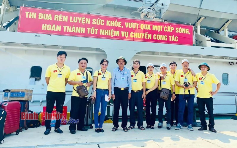Nghề báo và những chuyến đi