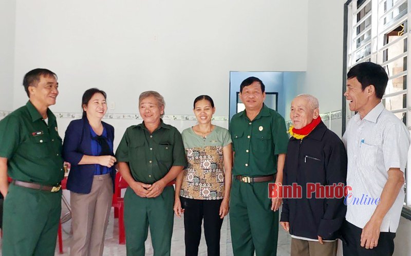 Nghĩa tình cựu chiến binh Nghĩa tình cựu chiến binh