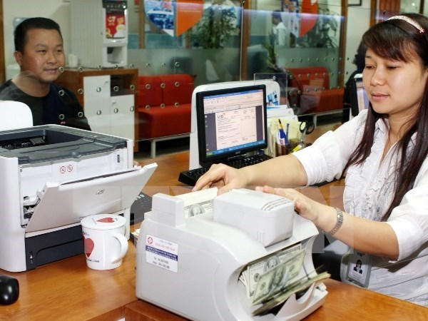 "Gửi VND tại ngân hàng vẫn lợi hơn dù tỷ giá có điều chỉnh" "Gửi VND tại ngân hàng vẫn lợi hơn dù tỷ giá có điều chỉnh"