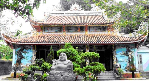 Vua nhà Nguyễn với Phật giáo Ngũ Hành Sơn Vua nhà Nguyễn với Phật giáo Ngũ Hành Sơn