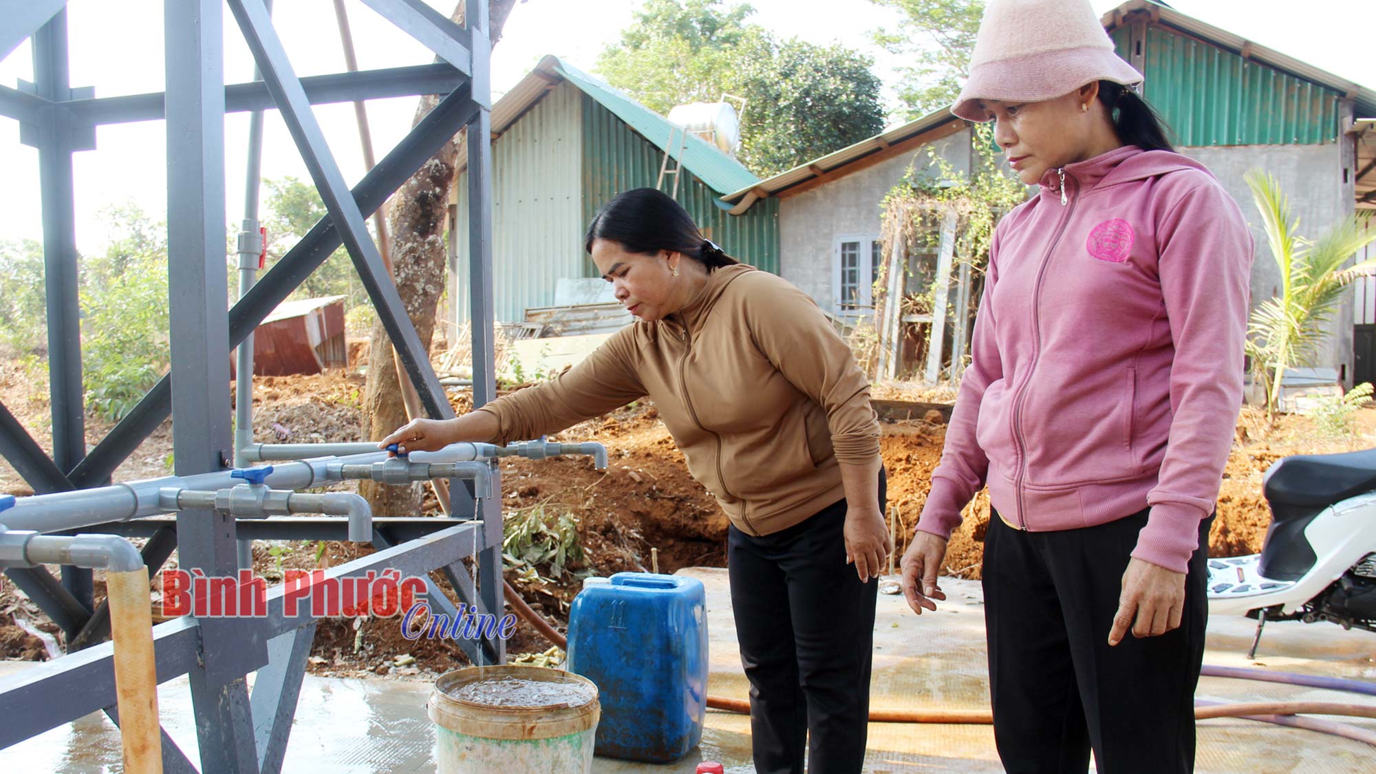 Người S’tiêng trong hành trình phát triển Người S’tiêng trong hành trình phát triển