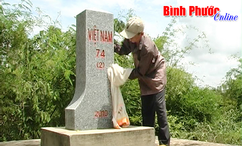 nguoinongdancanhcotmoc.jpg