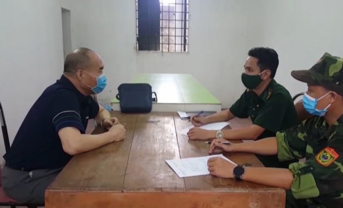 Bản tin Covid-19 ngày 20-8: Ngăn chặn tình trạng đưa người Trung Quốc nhập cảnh trái phép qua biên giới Bản tin Covid-19 ngày 20-8: Ngăn chặn tình trạng đưa người Trung Quốc nhập cảnh trái phép qua biên giới