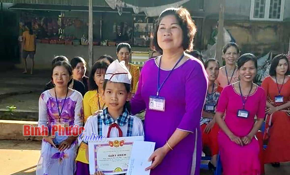 Nhặt được của rơi trả người đánh mất