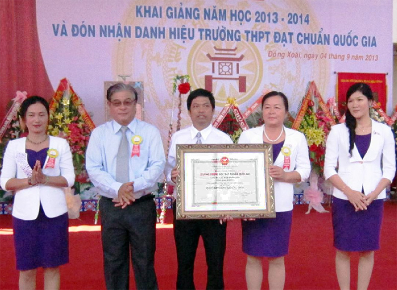 nhandatchuan.jpg