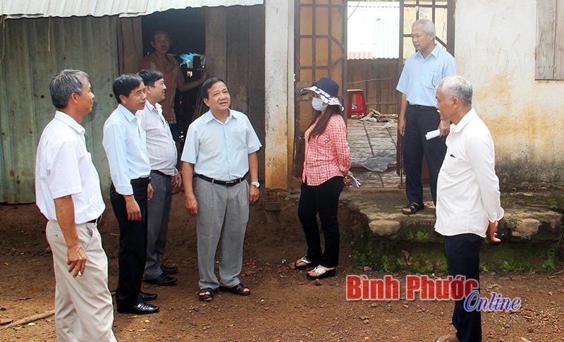 Nhà ở cho hộ nghèo xuống cấp nghiêm trọng