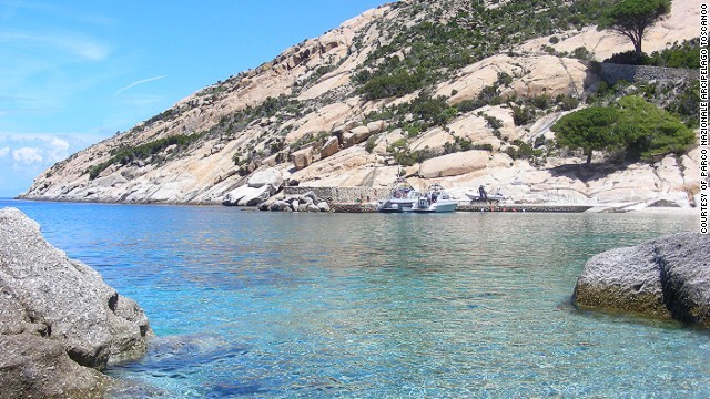 10 đảo tù tuyệt đẹp ở Italy
