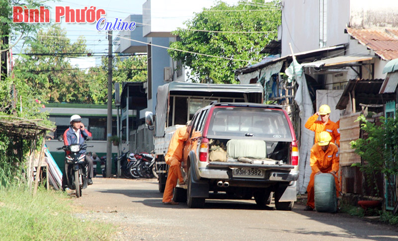 Sẽ xử lý nghiêm sai phạm ở Điện lực Bình Long Sẽ xử lý nghiêm sai phạm ở Điện lực Bình Long
