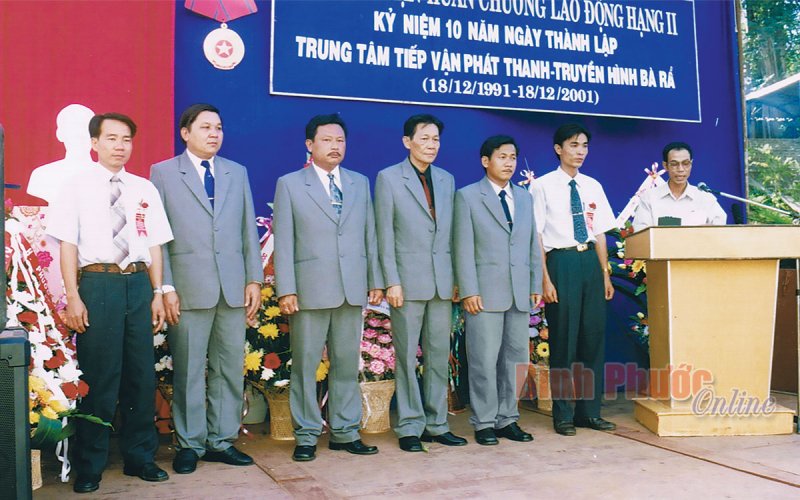 Nhớ lời xướng trên đỉnh non cao Nhớ lời xướng trên đỉnh non cao