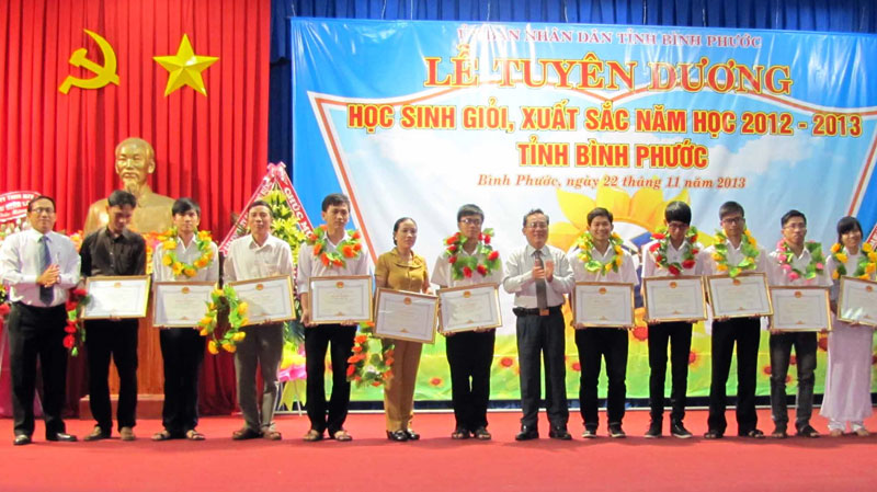 Những dấu ấn của ngành giáo dục