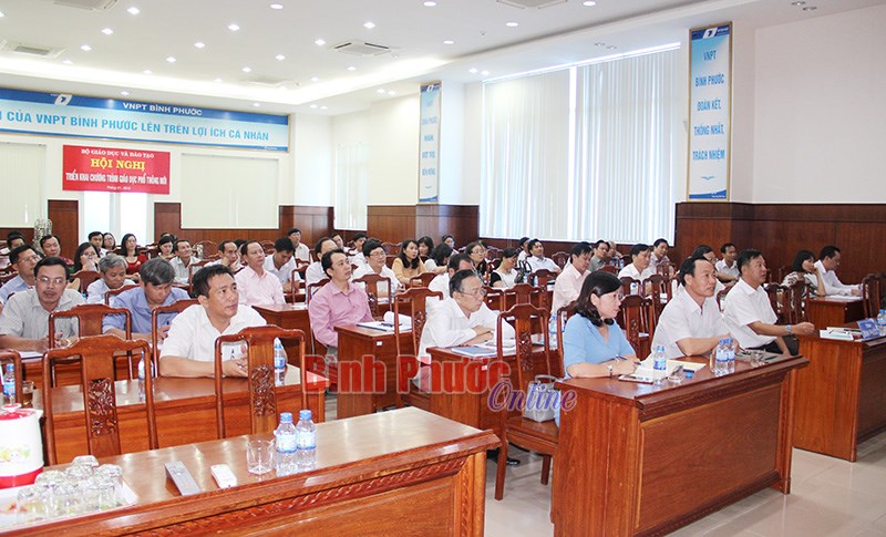 Bộ GD-ĐT triển khai chương trình giáo dục phổ thông mới Bộ GD-ĐT triển khai chương trình giáo dục phổ thông mới