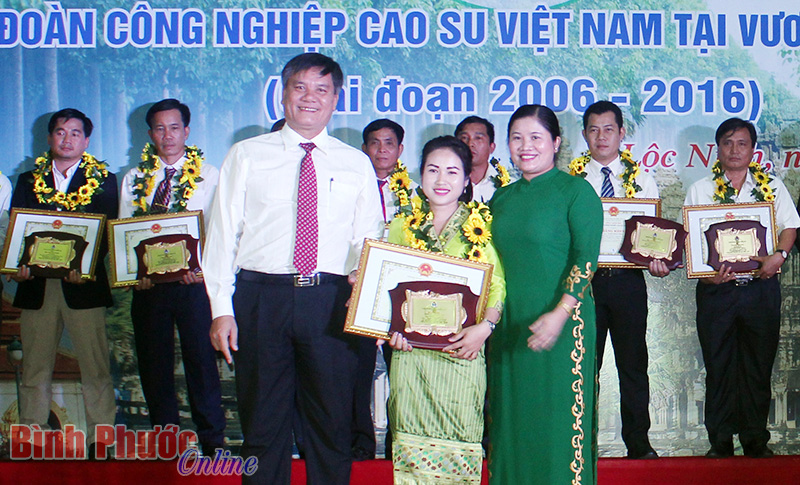 nhungnguoithapsang.jpg
