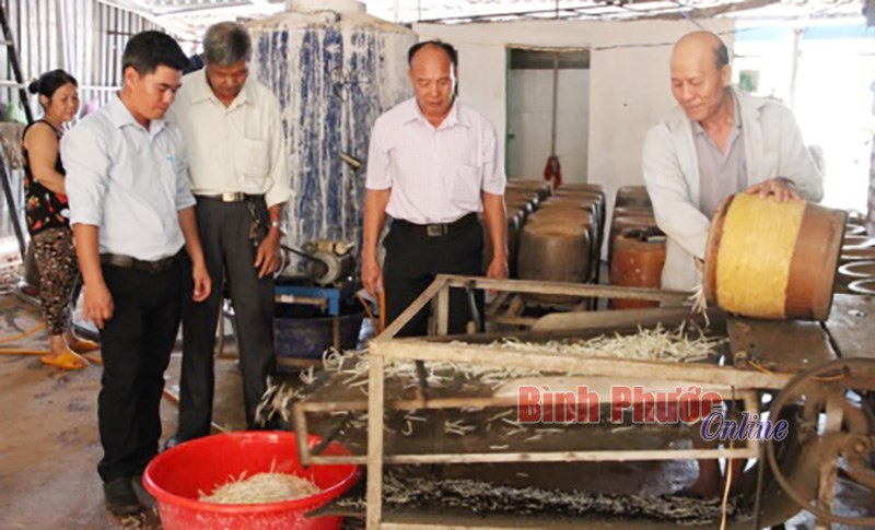 Những nông dân tiêu biểu ở phường Long Phước Những nông dân tiêu biểu ở phường Long Phước