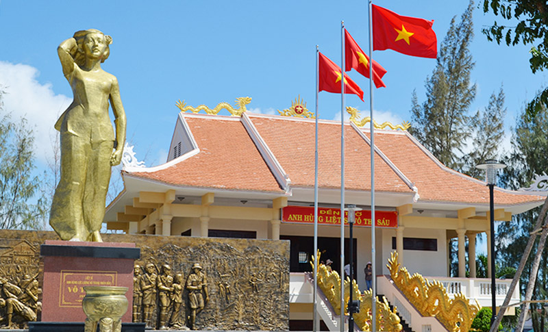Những tấm gương sáng ngời qua ngàn năm lịch sử