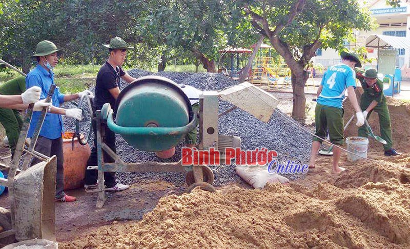 Niềm vui ở xã nông thôn mới Tân Lợi Niềm vui ở xã nông thôn mới Tân Lợi