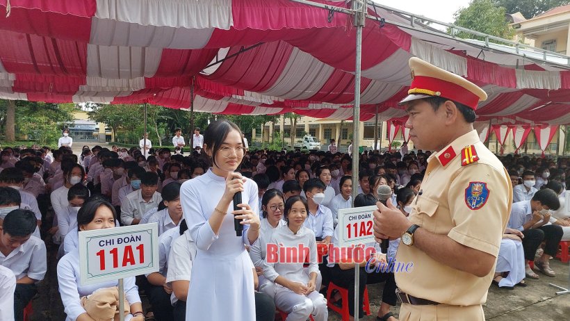 Nỗ lực đảm bảo an toàn giao thông Nỗ lực đảm bảo an toàn giao thông