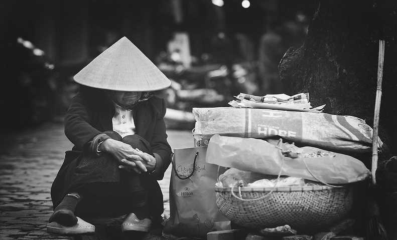 Biết quan tâm sẽ xua tan cảm giác cô đơn của mẹ