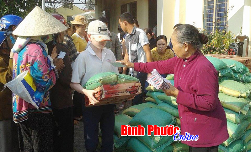 Nỗ lực chăm lo người khiếm thị ở Đồng Phú Nỗ lực chăm lo người khiếm thị ở Đồng Phú