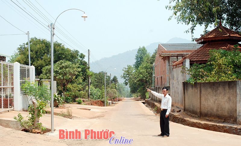 Nông thôn mới ở Phước Tín khó về đúng hẹn