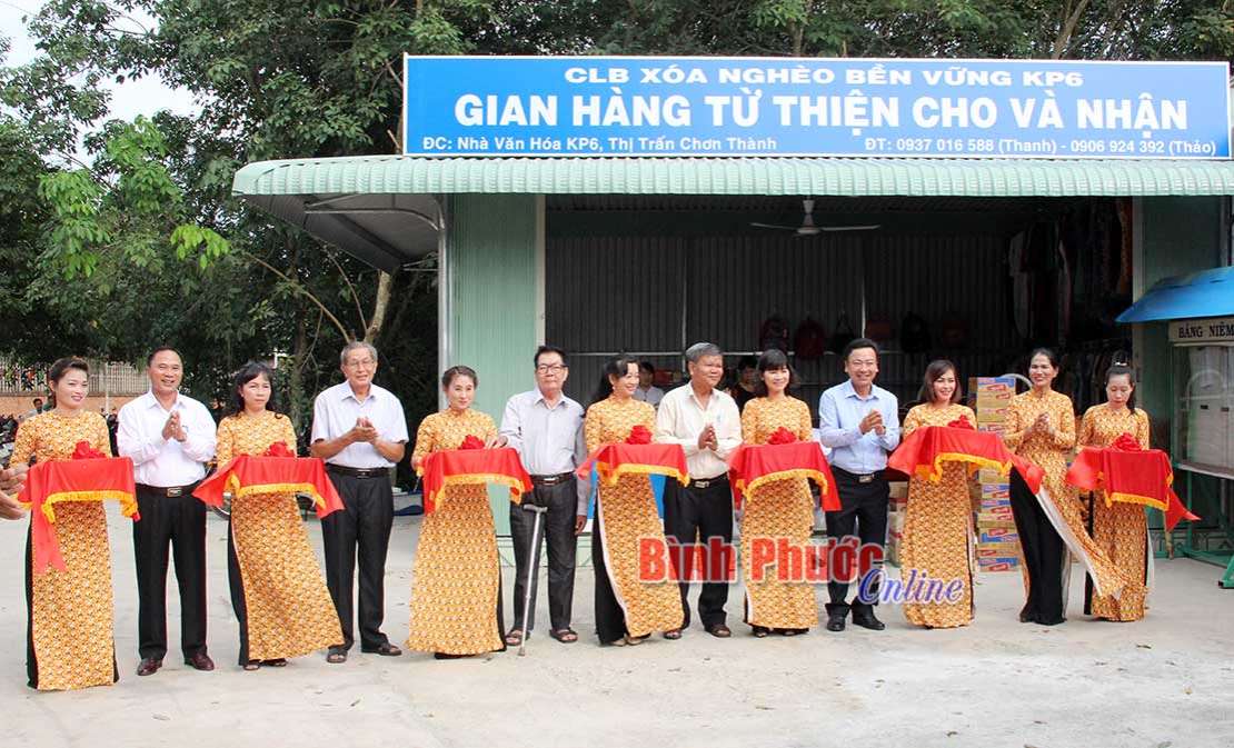 Nông thôn mới tô đậm tình làng, nghĩa xóm