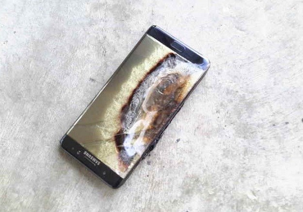 Samsung khuyến cáo không bật máy Galaxy Note 7 vì quá nguy hiểm Samsung khuyến cáo không bật máy Galaxy Note 7 vì quá nguy hiểm