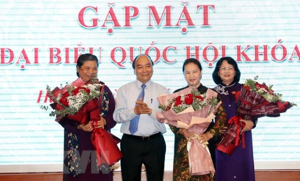 Thủ tướng, Chủ tịch Quốc hội dự cuộc gặp mặt nữ đại biểu Quốc hội Thủ tướng, Chủ tịch Quốc hội dự cuộc gặp mặt nữ đại biểu Quốc hội