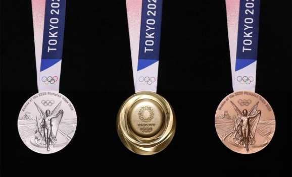 Huy chương của Olympic Tokyo 2020 được làm từ đồ điện tử tái chế