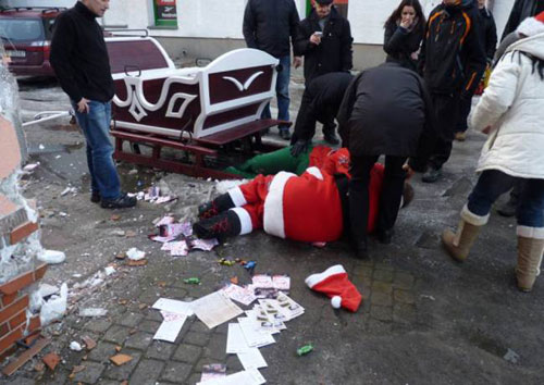 Khi ông già Noel say xỉn