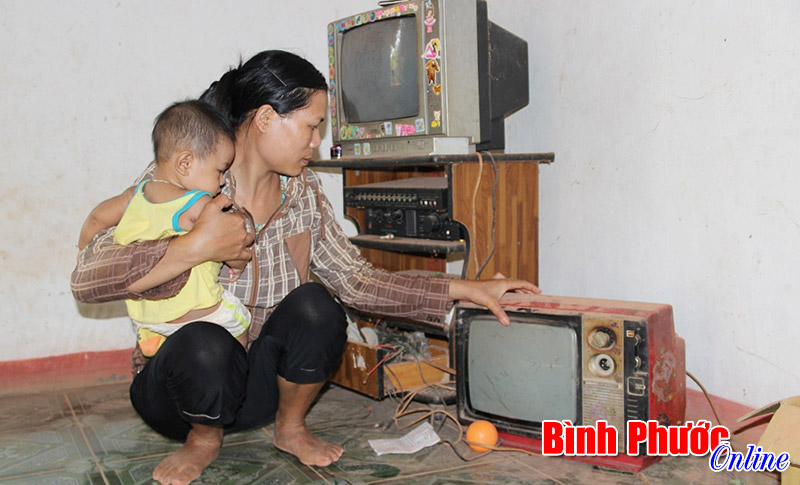 Điện lực Bình Phước chưa thể đầu tư lưới điện vào thôn 6, xã Long Tân Điện lực Bình Phước chưa thể đầu tư lưới điện vào thôn 6, xã Long Tân